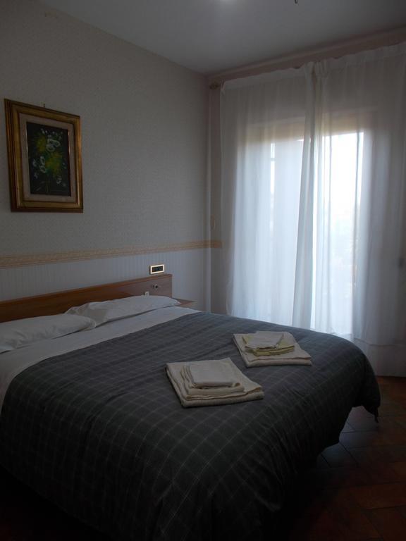 Casa Degli Ulivi Tivoli Quarto foto